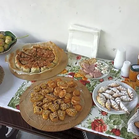 Bed & Breakfast Trecentolivi Montignano