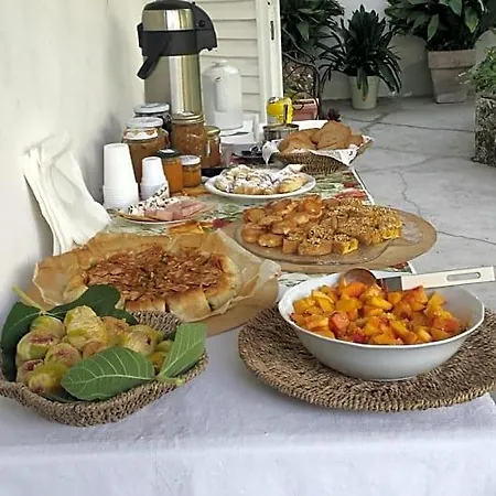 Bed & Breakfast Trecentolivi 3*